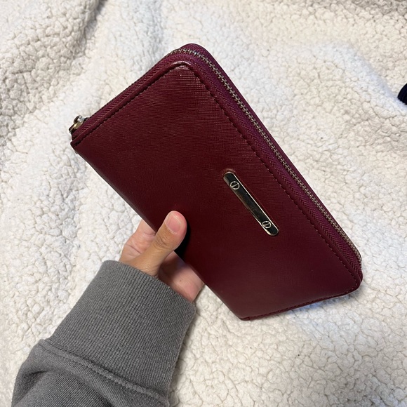 Leather Clutch Wallet - Picture 2 of 8
